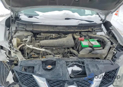 2015 Nissan Rogue S z USA, uszkodzony, nr VIN 5N1AT2MV9FC850127